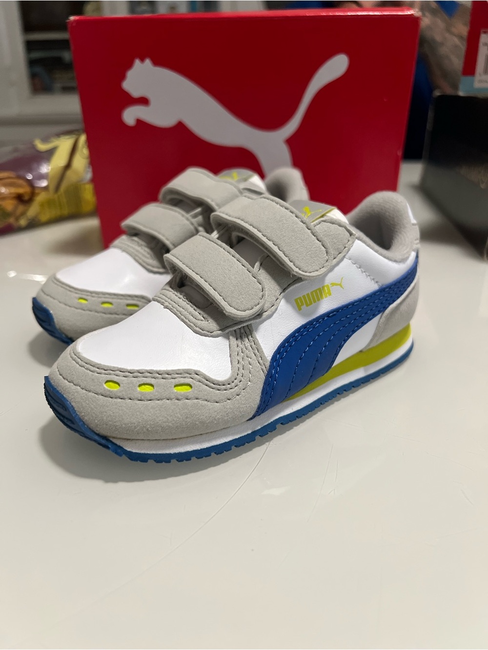 Puma Kids White, Blue & Yellow Velcro Sneakers Sz 9c